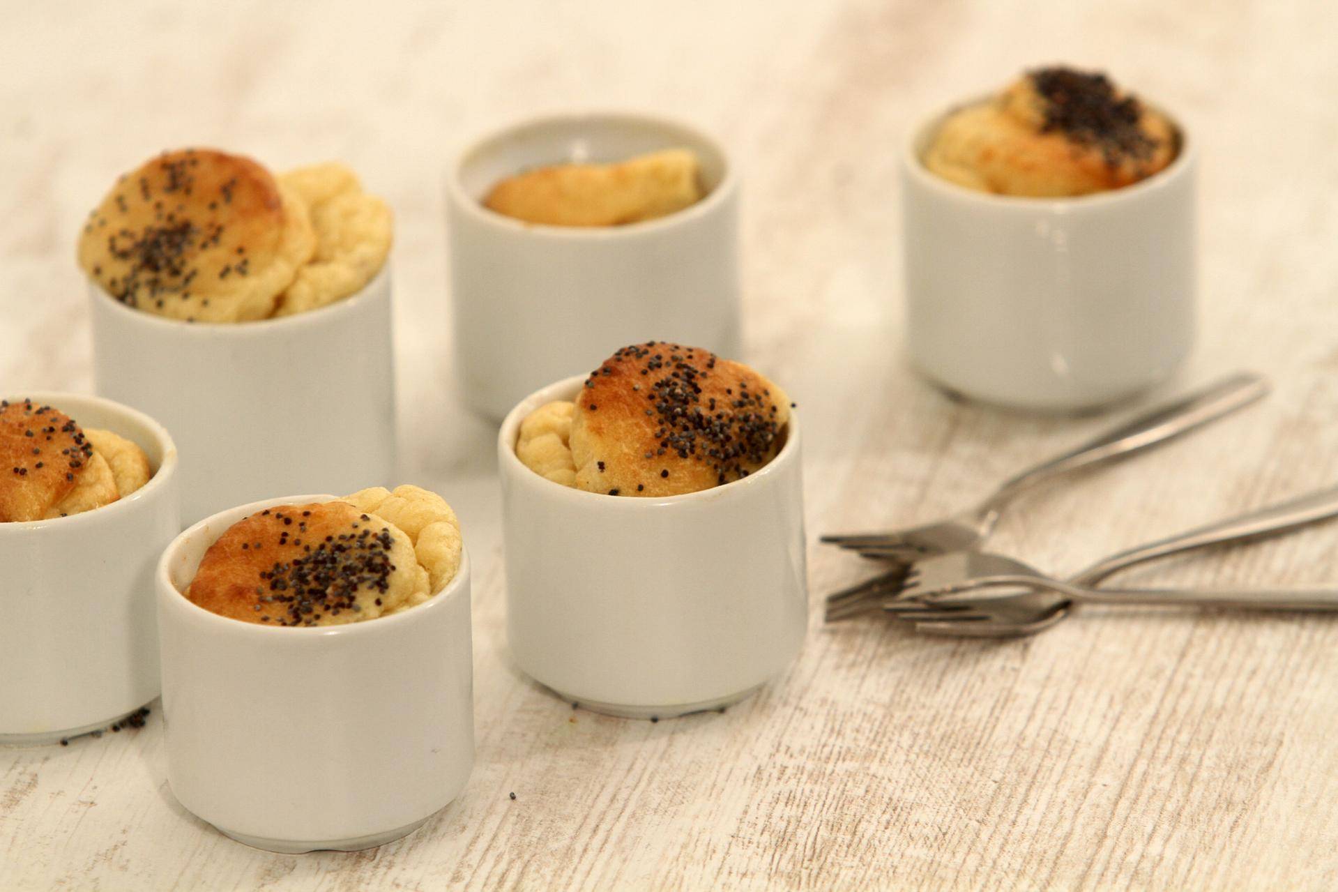 Mini soufflé au fromage et pavot bleue - Recepten Balance de cuisine | Tefal