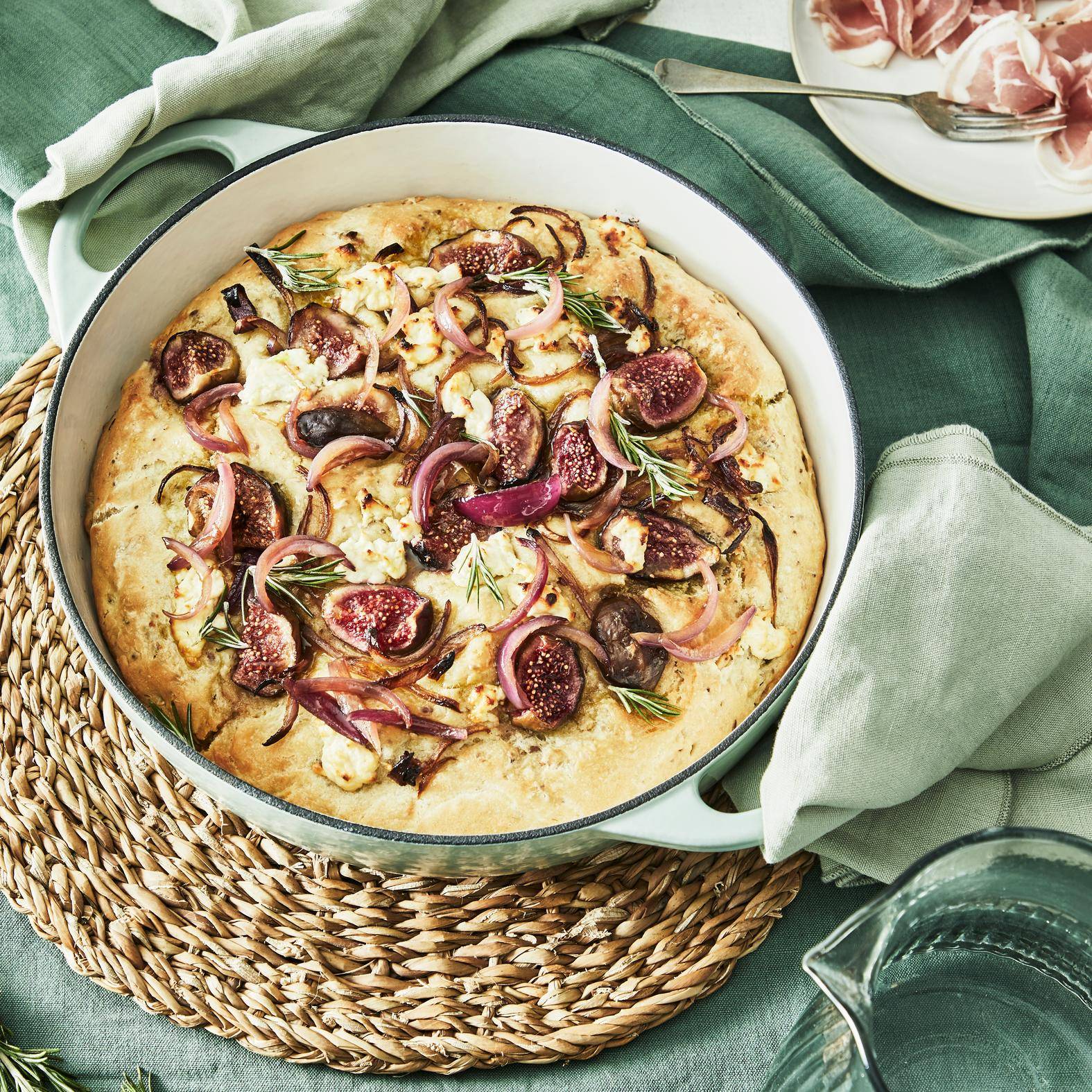 Focaccia aux graines, figues et chèvre - Recette Poêles et Casseroles | Tefal