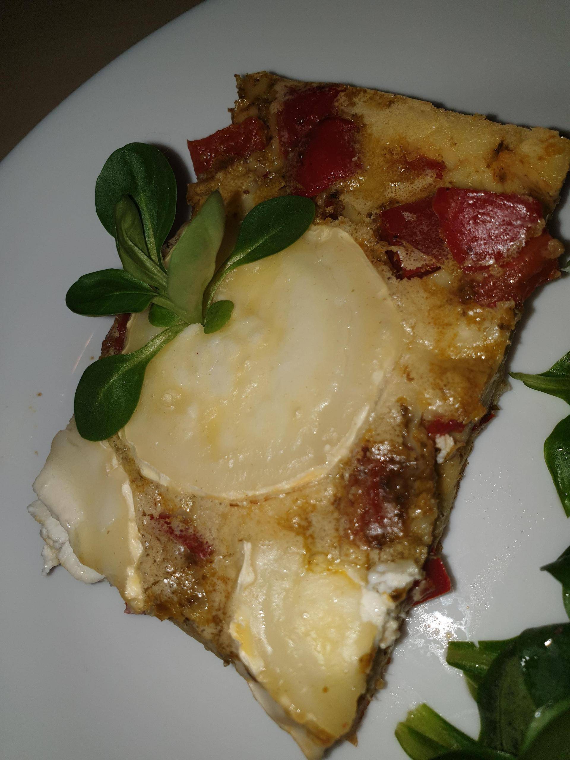 CLAFOUTIS POIVRON CHEVRE PESTO - Recepten Cake Factory | Tefal