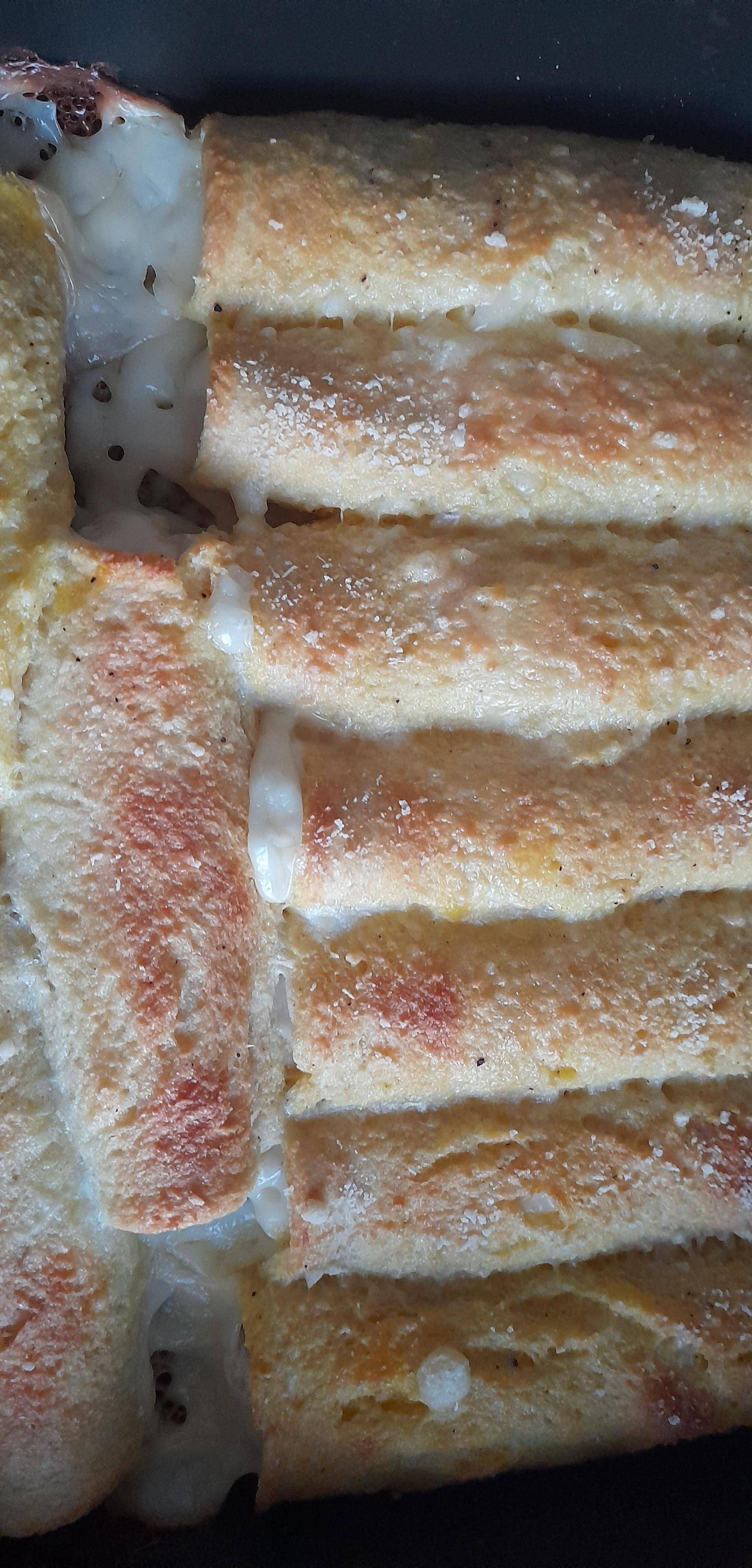 Rouleaux de pain de mie au fromage et jambon blanc - Recette Cake Factory | Tefal