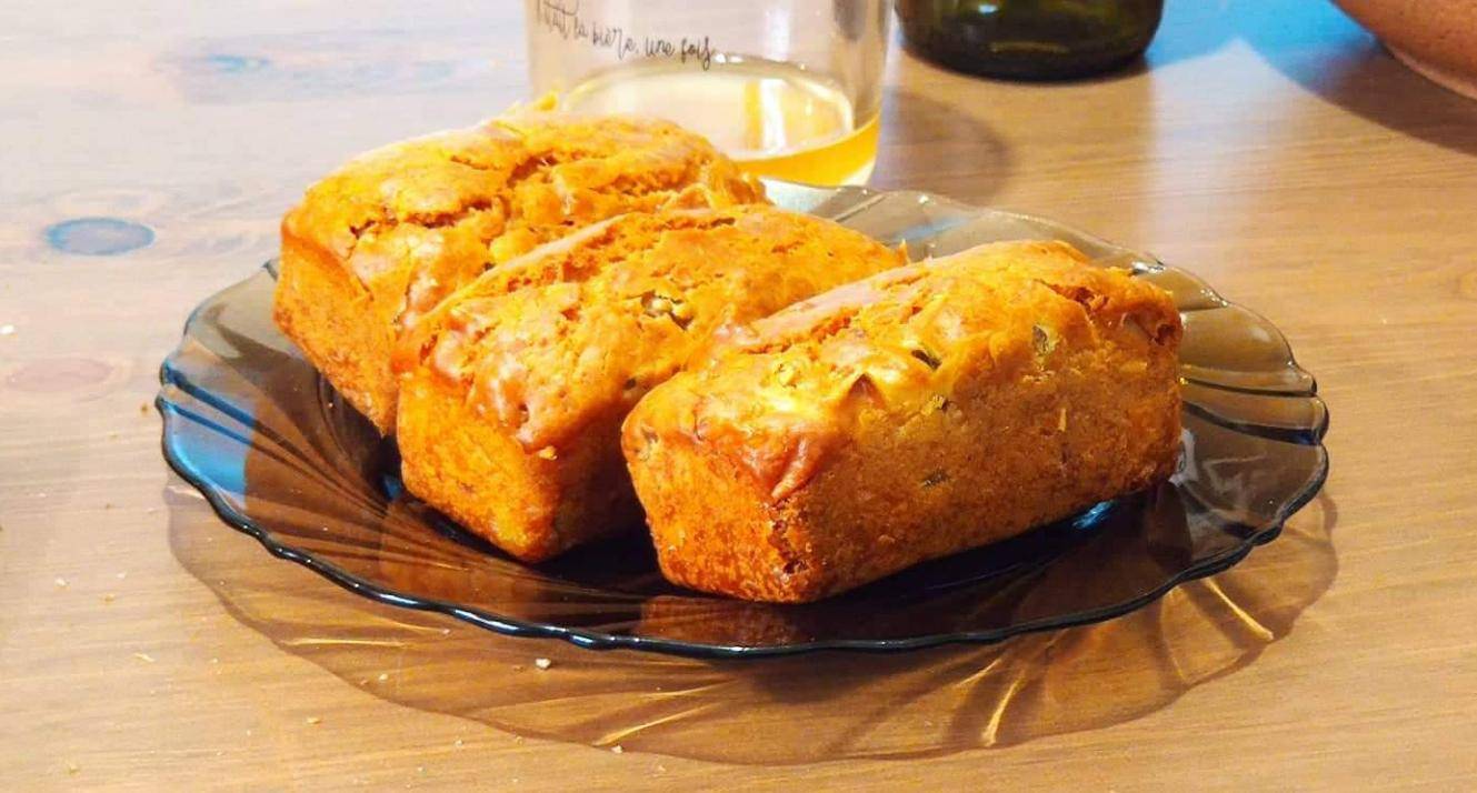 Cake chorizo olive fromage de chèvre - Recepten Cake Factory | Tefal