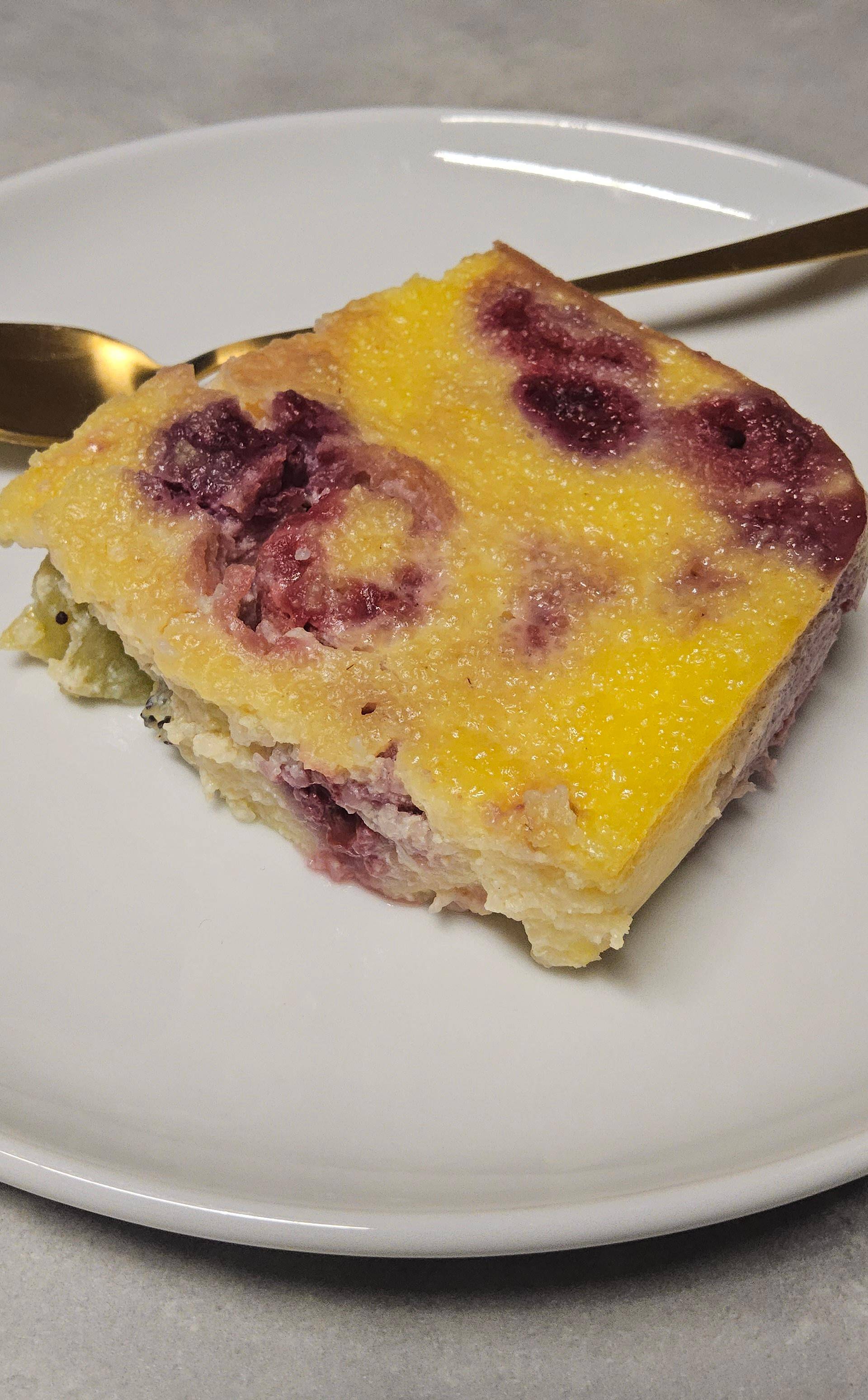 Gâteau léger à la semoule floraline, aux kiwis et aux framboises - Recette Cake Factory | Tefal