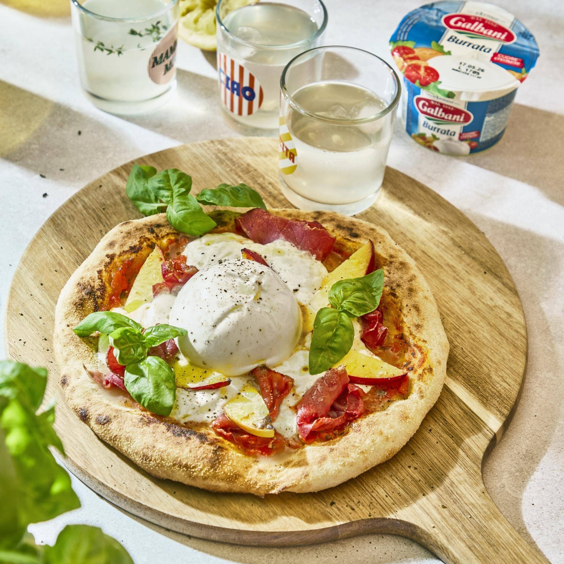 Pizza Bresaola, Nectarine & Burrata Galbani - Recette Pizza Pronto | Tefal