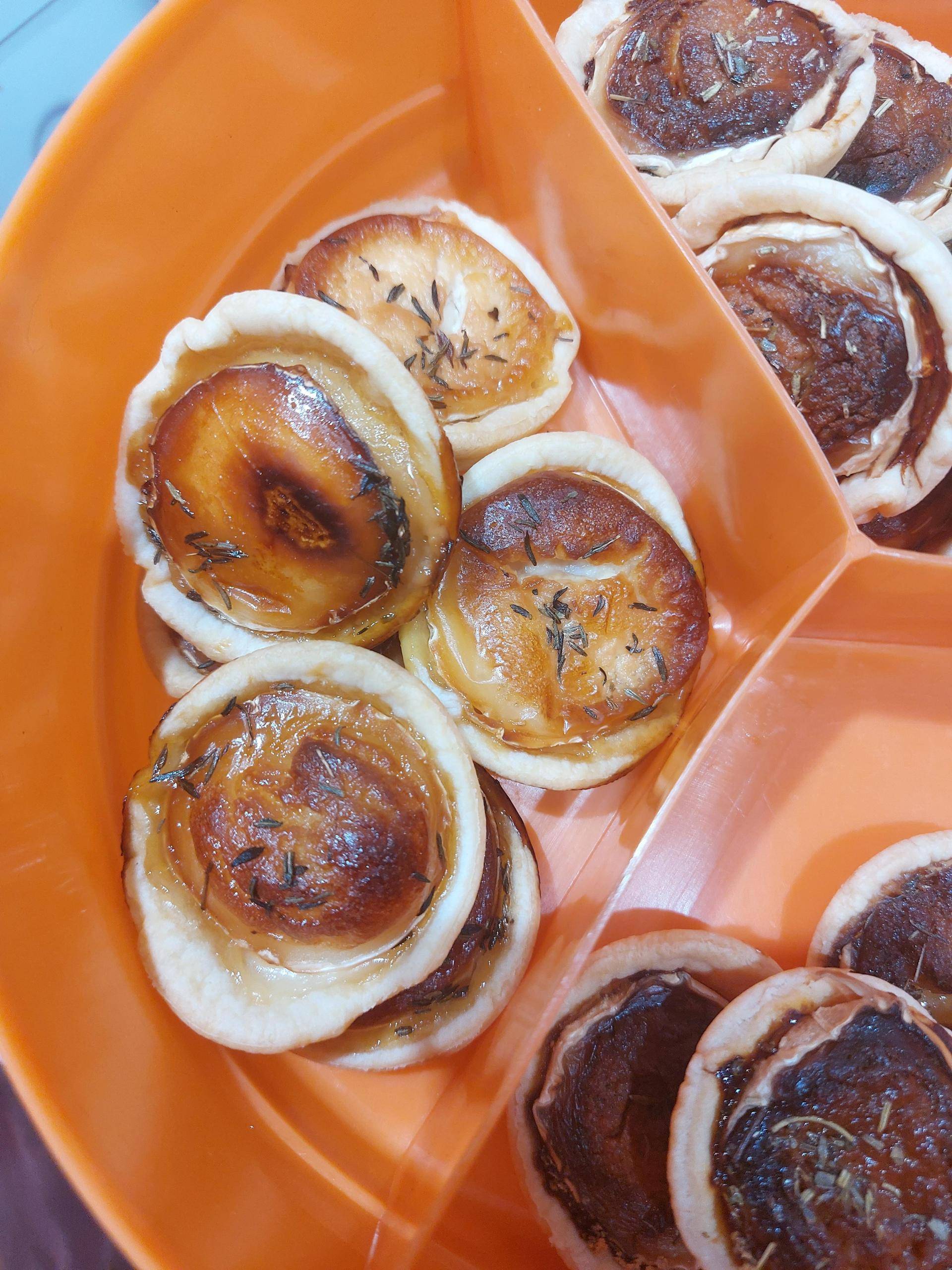 Tartelettes au chèvre miel - Recepten Cake Factory | Tefal
