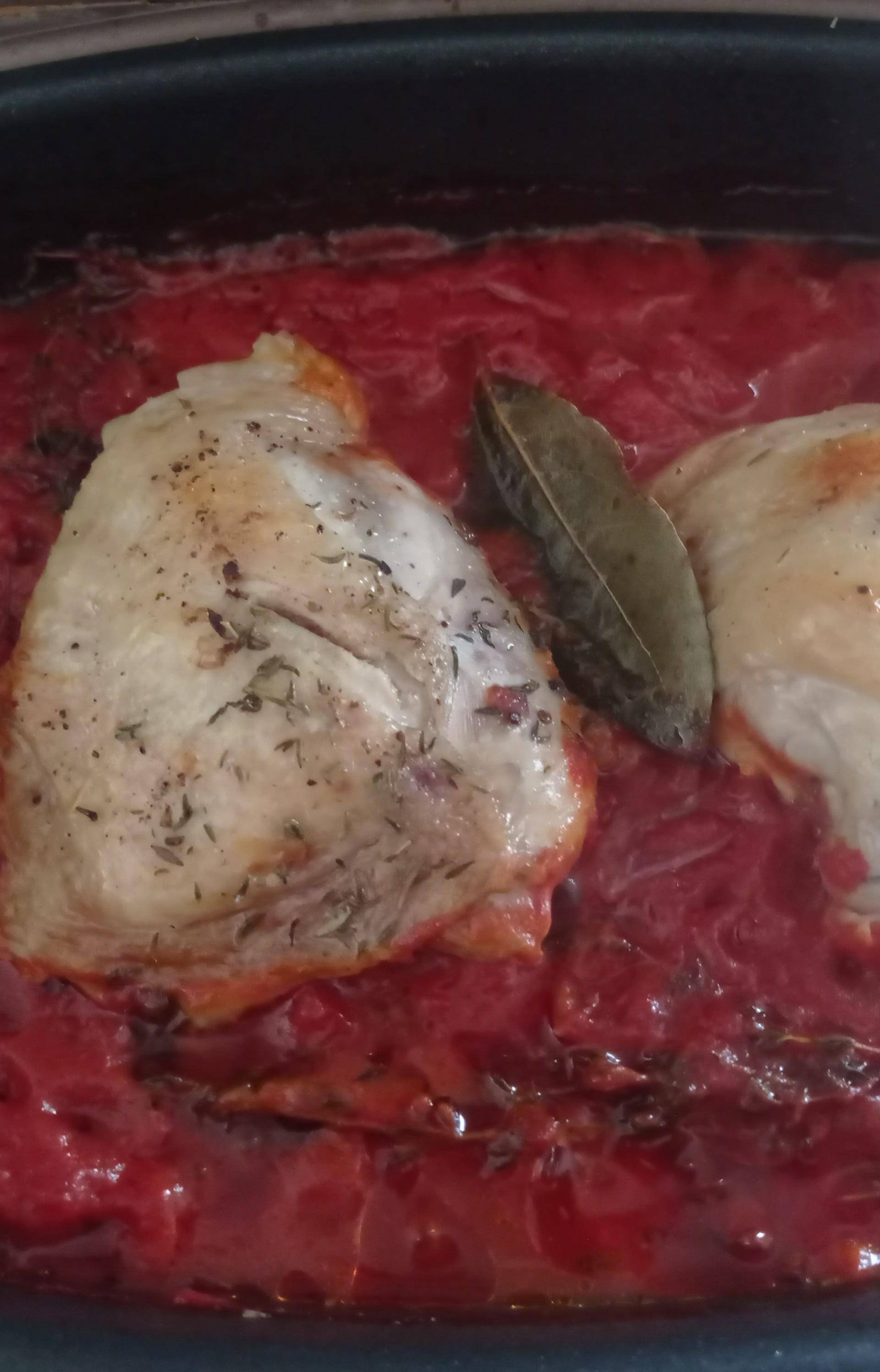 Haut de cuisse de poulet à la tomate - Recette Cake Factory Délices | Tefal