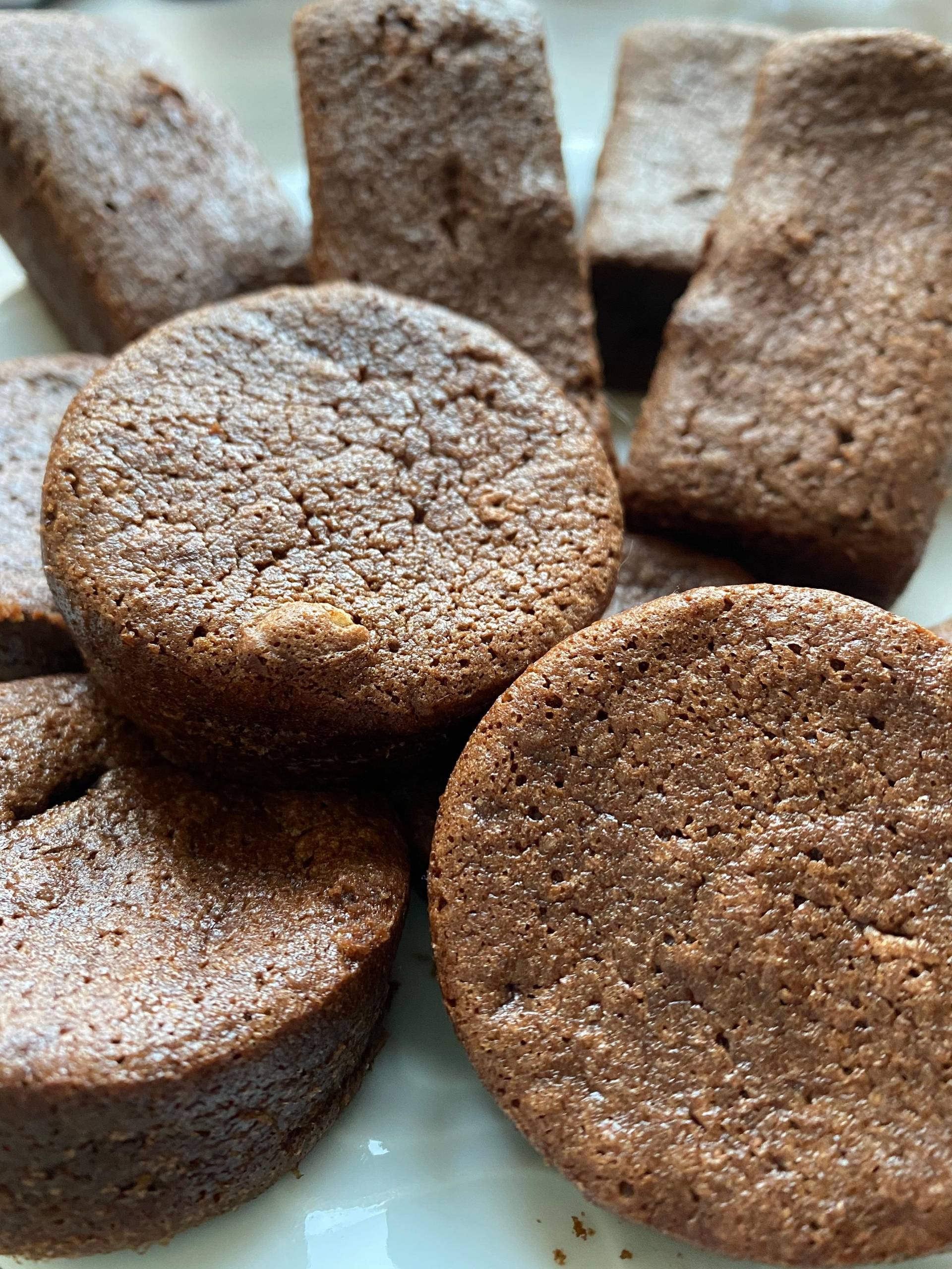 Gâteau moelleux aux chocolat sans gluten ni lactose - Recette Cake Factory | Tefal