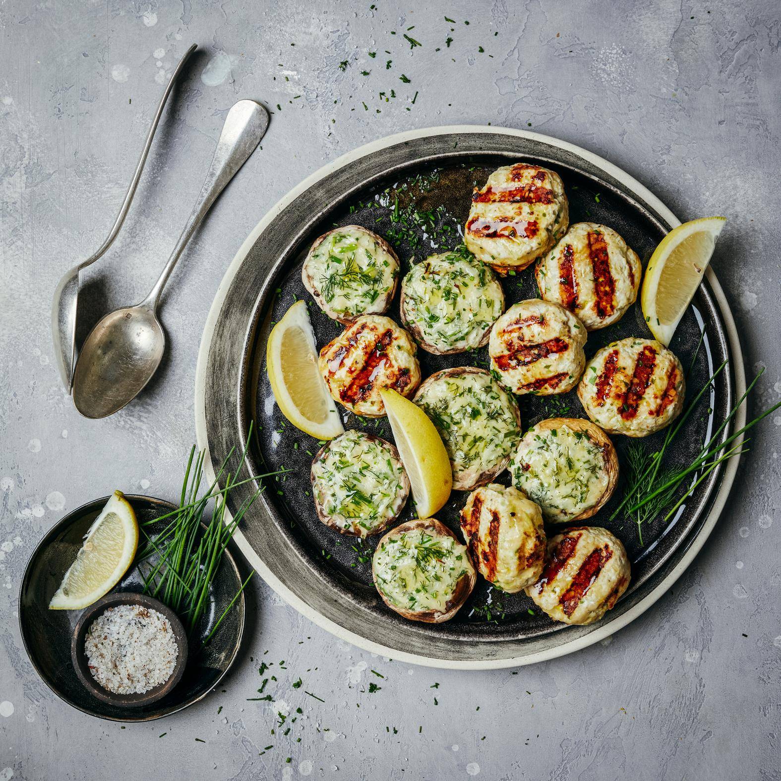 Kotlety boulettes de viande et champignons farcis au fromage - Recette OptiGrill 2in1 | Tefal