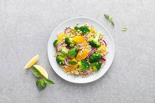 Salade de quinoa à l’orange - Recepten undefined | Tefal
