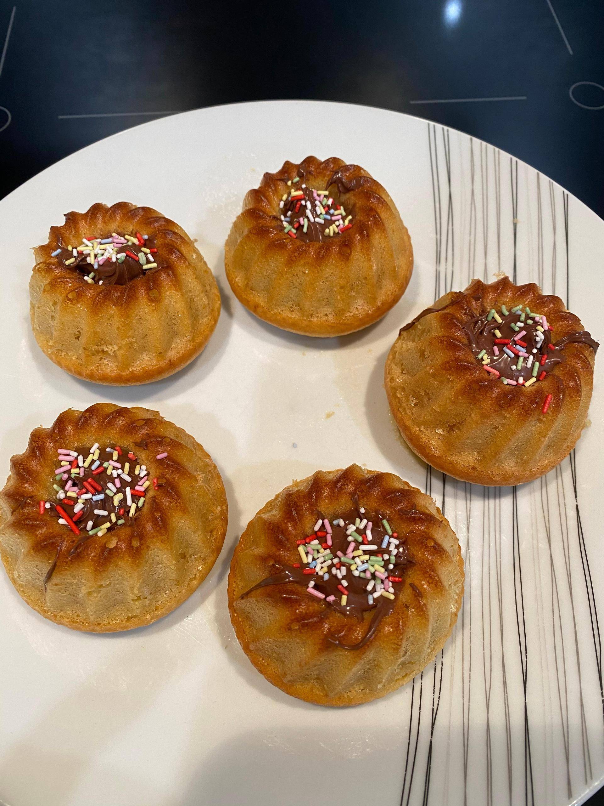 Moelleux et son puit au nutella - Recepten Cake Factory | Tefal