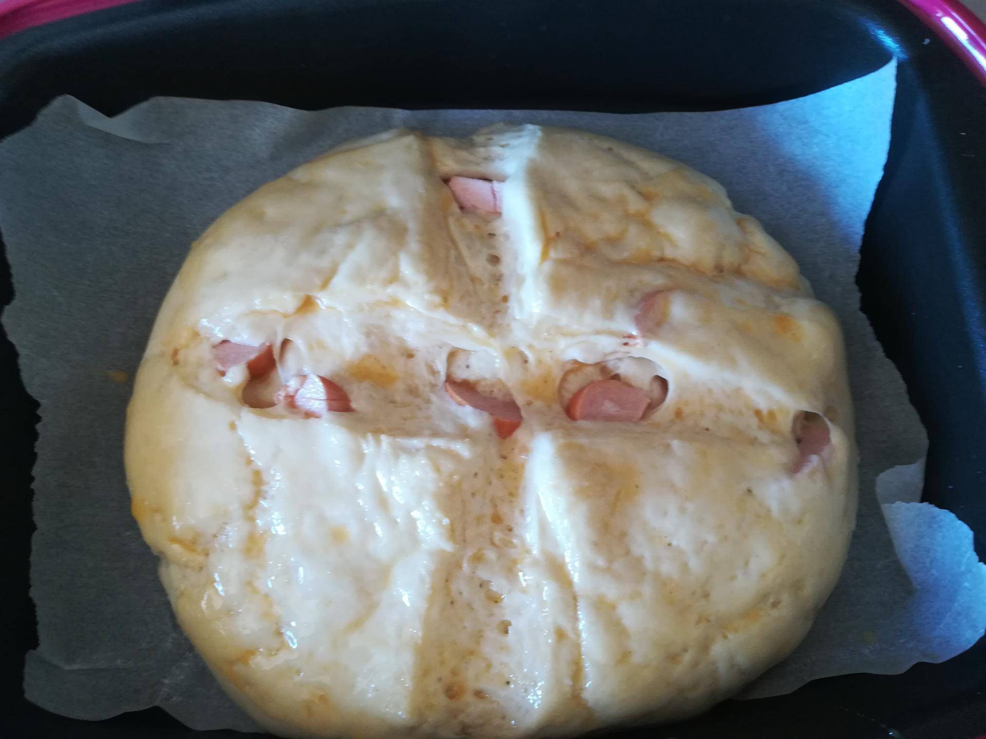 Pain à la saucisse fumée au fromage - Recepten Cake Factory | Tefal